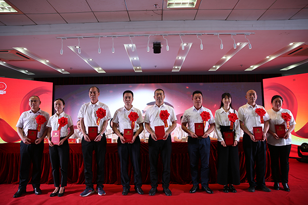 60e25573a3796.jpg 6.jpg